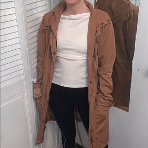 FASHIONABLE TRENCH COAT